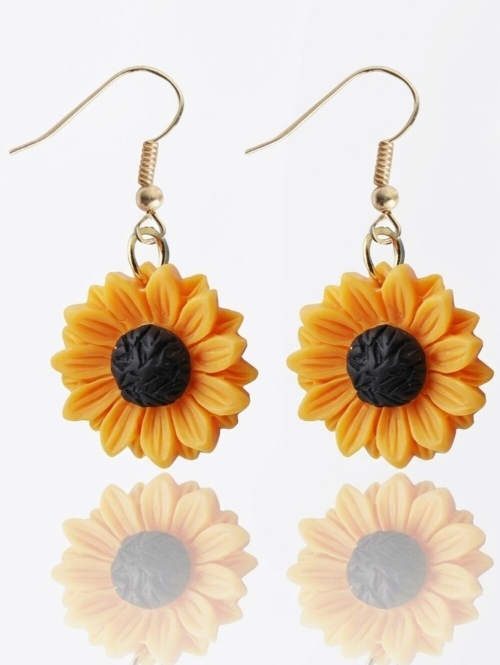 ☔️🔺️NIB Yellow 3D Sunflower Lightweight Dangling Earrings